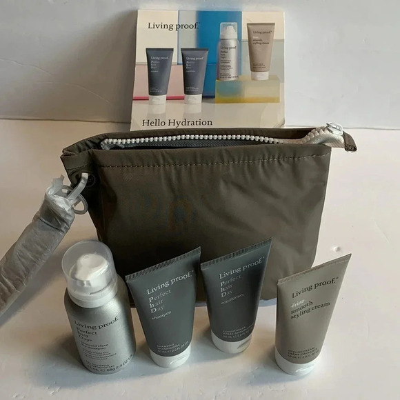 Living Proof Other - Living Proof Shampoo & Conditioner Hydration 4-Piece Travel Set with Bag New